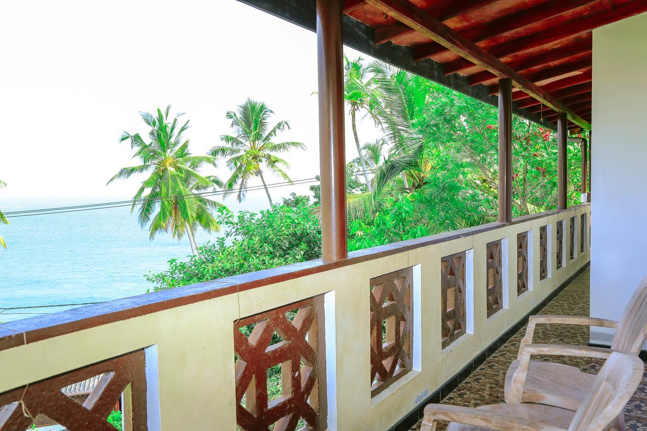 Yoho Villa Sea View Мирисса Экстерьер фото